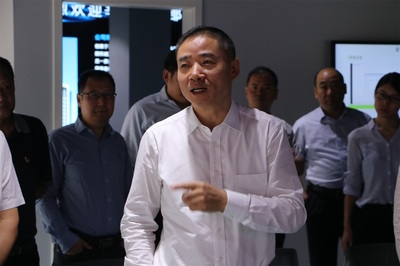 工信部副部長辛國斌一行蒞臨公司調(diào)研指導(dǎo)，推動工程與技術(shù)研究與試驗(yàn)發(fā)展